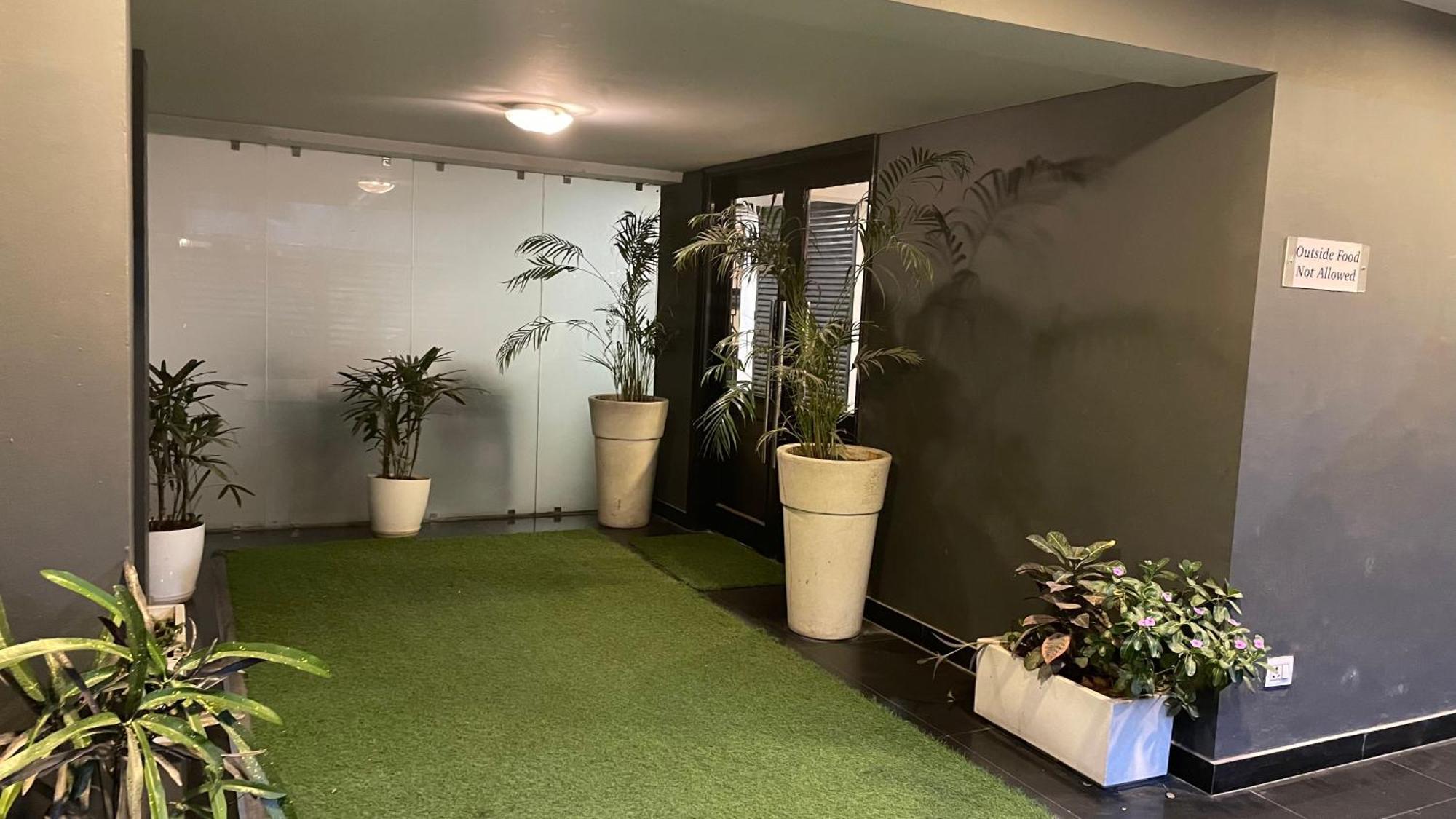 גורגאון Saltstayz Phase 1 - Golf Course Road מראה חיצוני תמונה